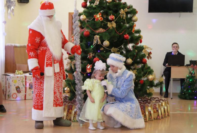 Сладкие подарки от Минсвязи получили воспитанники Детского городка в Минске