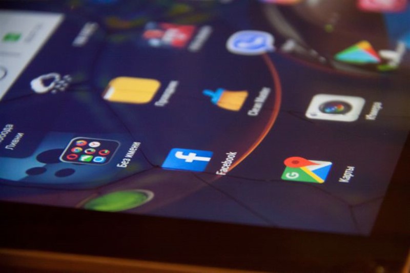 В Витебске из квартиры пенсионерки преступник «увел» дорогостоящий планшет