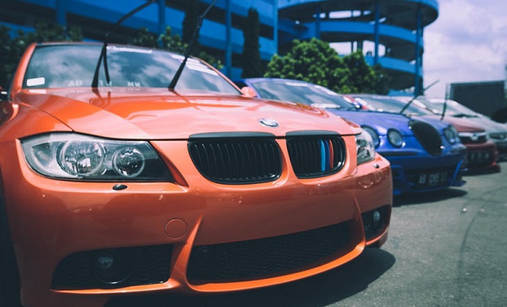 В Болгарии нашли склад с новыми BMW В Болгарии нашли склад с новыми BMW