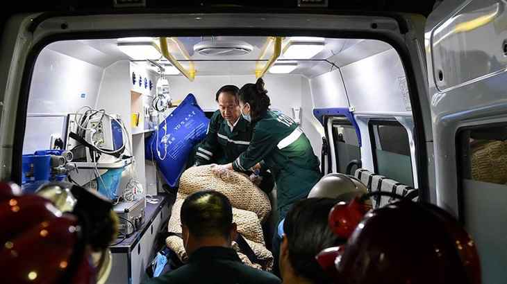 Более 700 человек пострадали при землетрясении на юго-западе Китая