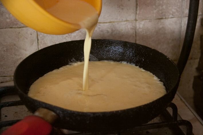 Сын чуть не убил свою мать горячей кашей после празднования Нового года Сын чуть не убил свою мать горячей кашей после празднования Нового года