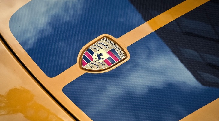 Новый Porsche 911 стал кабриолетом