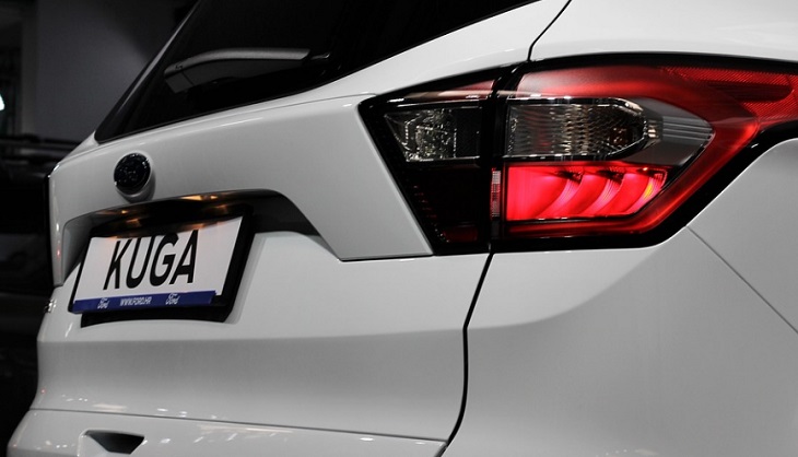 Кроссовер Ford Kuga 2020 появился на первых фотографиях в Сети Кроссовер Ford Kuga 2020 появился на первых фотографиях в Сети