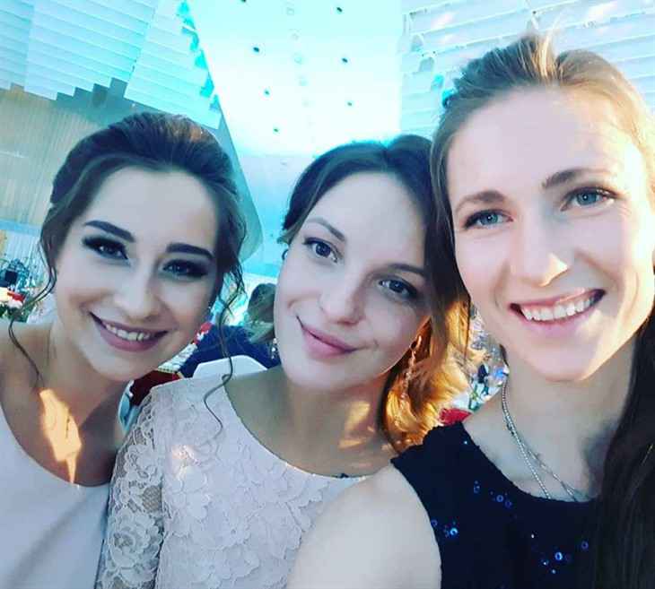 Дарья Домрачева поделилась с поклонниками новыми эффектными снимками