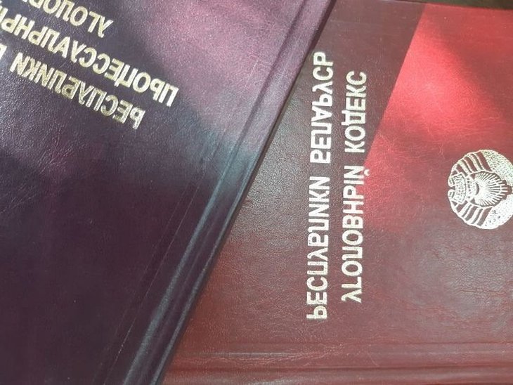 В Гомеле будут судить россиянина-сутенера В Гомеле будут судить россиянина-сутенера