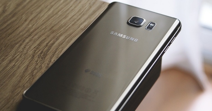 Samsung назвала дату презентации складного смартфона