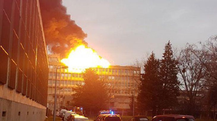 Взрывы и пожар в Лионе: есть пострадавшие 