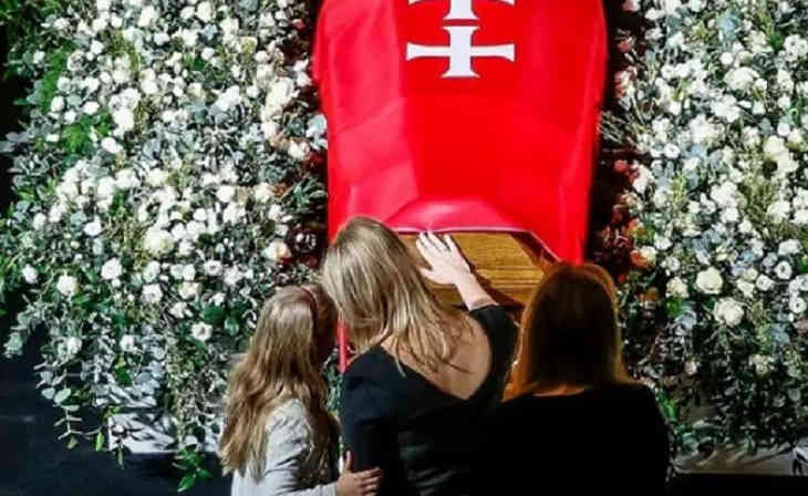В Польше начались похороны убитого мэра Гданьска