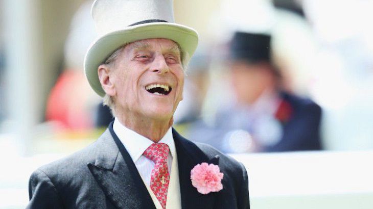 Полиция предупредила мужа Елизаветы II: он вновь попал в историю 