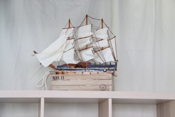 Более 100 беженцев пропали без вести в результате крушения судна у берегов Ливии