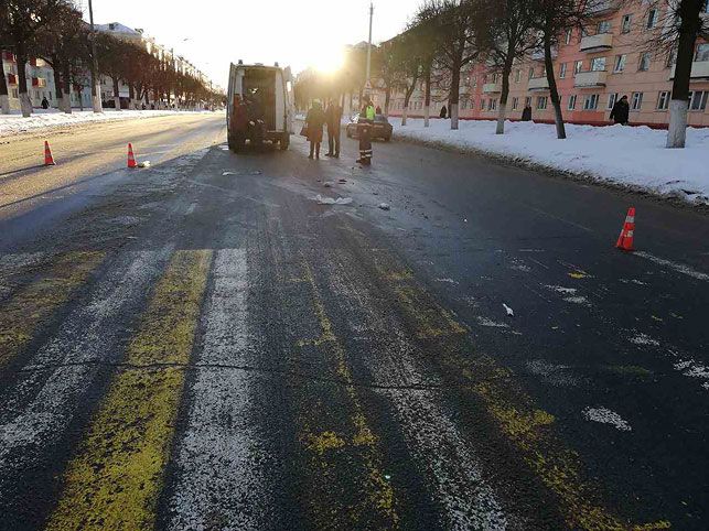 В Орше легковушка сбила на переходе пенсионерку В Орше легковушка сбила на переходе пенсионерку