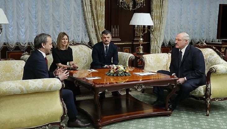 Лукашенко назвал Беларусь мощной шахматной державой