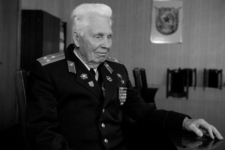 Герою Советского Союза полковнику в отставке Ивану Кустову исполняется 95 лет Герою Советского Союза полковнику в отставке Ивану Кустову исполняется 95 лет