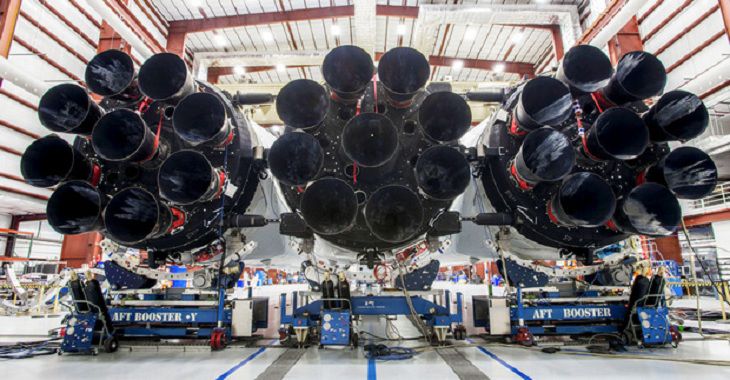 SpaceX отправит рекордно большую ракету Falcon Heavy в космос 
