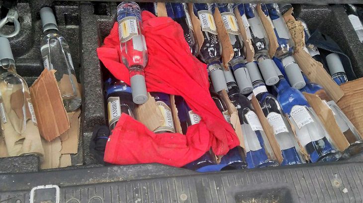 Под Дубровно поймали минчанина: вез нелегальную водку 