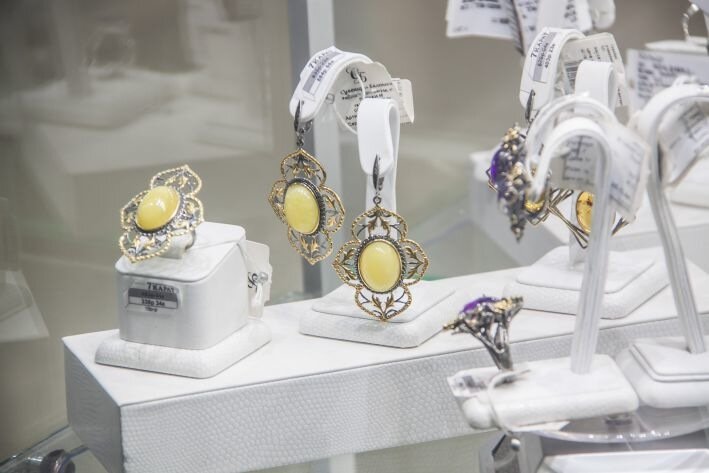 В Пинске женщина обокрала пенсионерку и пошла в ломбард