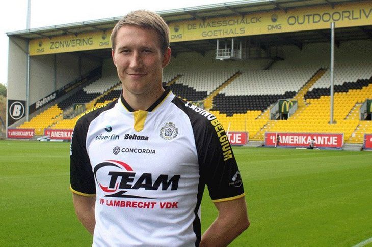 Сарока забил первый мяч в чемпионате Бельгии Сарока забил первый мяч в чемпионате Бельгии