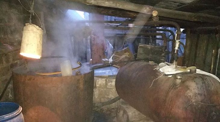 Два мини-завода по производству самогона ликвидировали в Свислочском районе