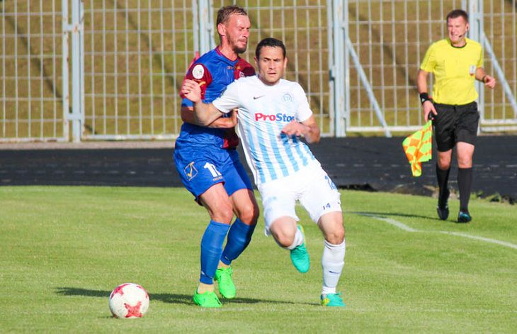 Белорусский защитник Максим Жавнерчик завершил игровую карьеру Белорусский защитник Максим Жавнерчик завершил игровую карьеру