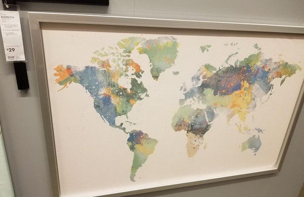 IKEA высмеяли за продажу карты мира с ошибкой