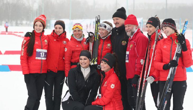 Команда Президента Лукашенко победила в эстафете на «Минской лыжне»
