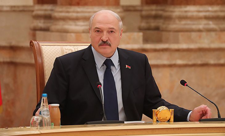 Лукашенко пообещал главе Кличевского района устроить инспекцию