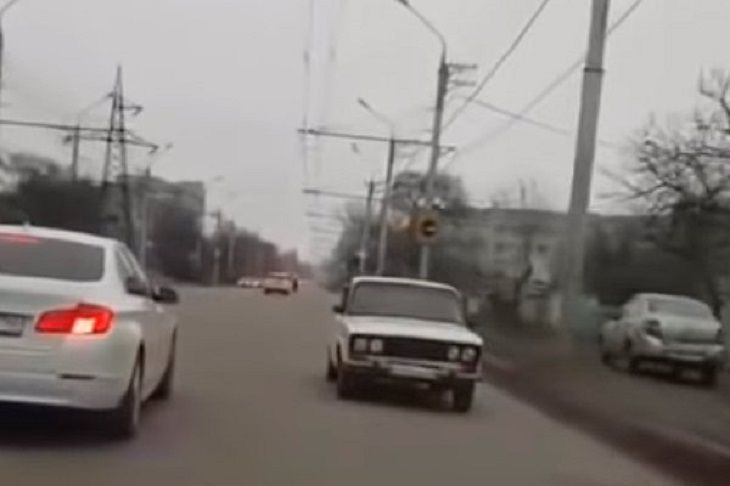 Илон Маск наконец ответил, как ему такое. По-русски Илон Маск наконец ответил, как ему такое. По-русски