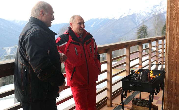 Путин заявил, что решение спорных вопросов с Минском не терпит суеты