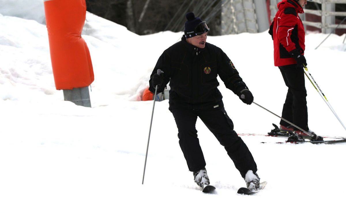 Лукашенко и Путин в Сочи вместе покатались на лыжах