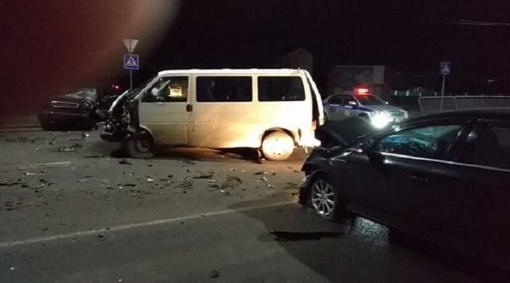 В Житковичах пьяный бесправник устроил ДТП с участием трех авто