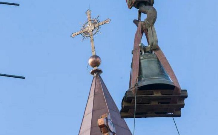 Тадеуш Кондрусевич благословил новые колокола Красного костела