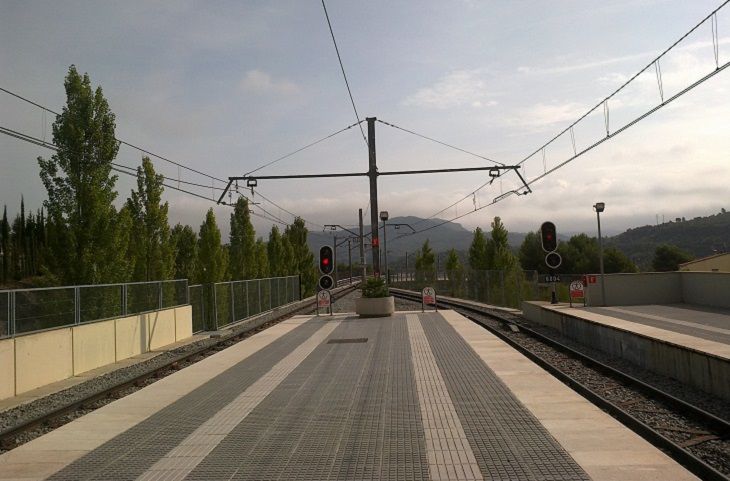 В Мексике поезд протаранил бензовоз: погибли люди 