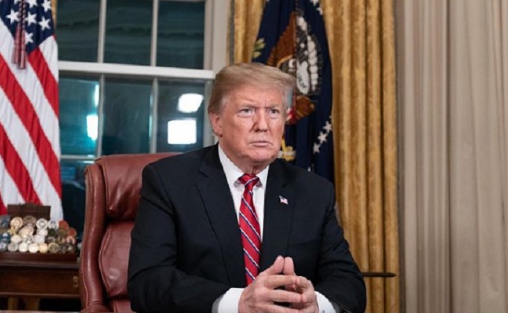 Трамп пожелал Берни Сандерсу удачи в президентской гонке и назвал его сумасшедшим Трамп пожелал Берни Сандерсу удачи в президентской гонке и назвал его сумасшедшим