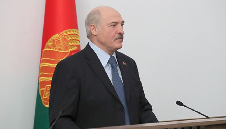Лукашенко пригрозил хоккеистам зарплатой в $500