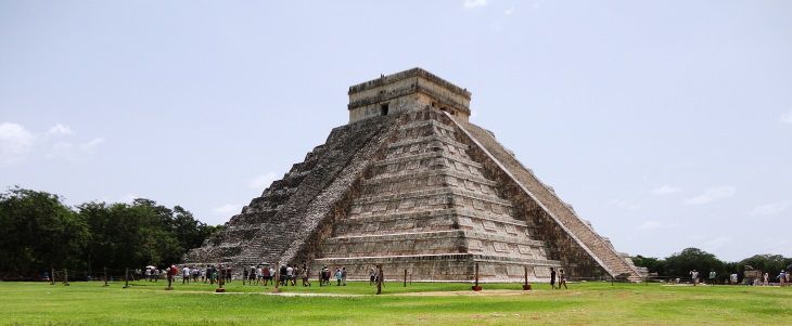 Ученые: на горшке индейцев майя нашли слово «какао»