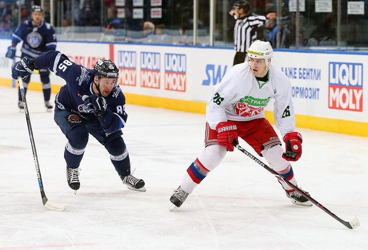 Сборная клубов экстралиги выиграла у «Динамо-Минск» в первом матче серии до двух побед