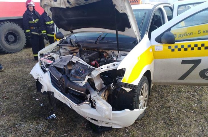 Такси попало в аварию в Бобруйске