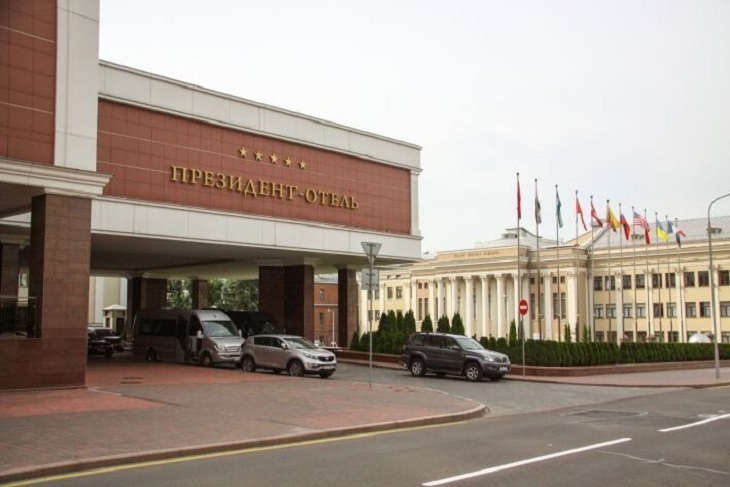 Разминирование и оптимизацию работы КПП в Донбассе обсудили в Минске