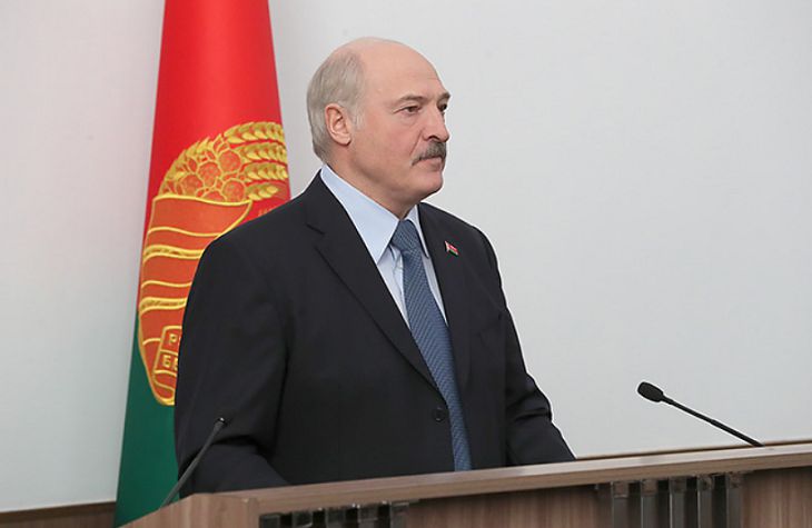 Лукашенко о численности милиции: Может быть, где-то взять и подсократиться Лукашенко о численности милиции: Может быть, где-то взять и подсократиться