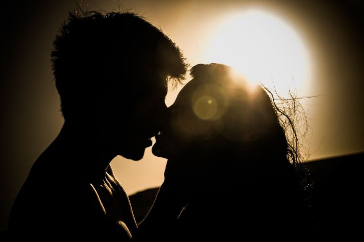 14 интересных вещей, которые вы не знали о поцелуях