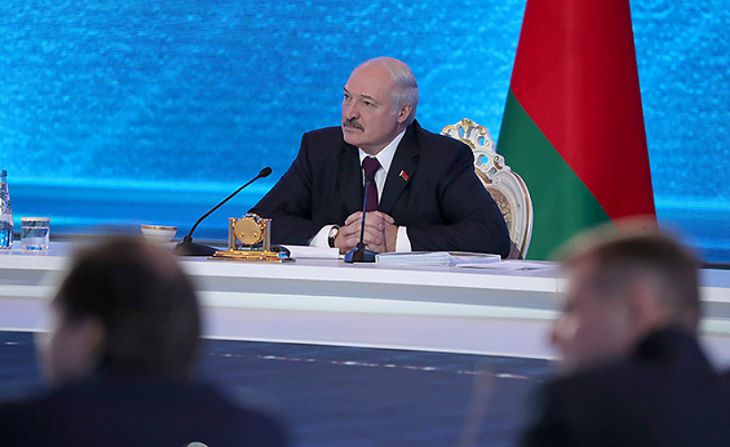«Прежде всего жилье» – Лукашенко пообещал беспрецедентные меры по поддержке семьи