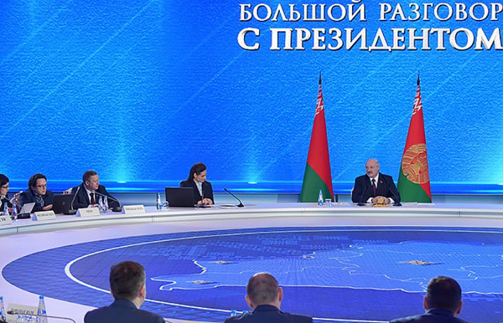 Лукашенко: «Для меня беларуская мова – такой же родной язык, как русский. Может, в этом плане я плохой президент»