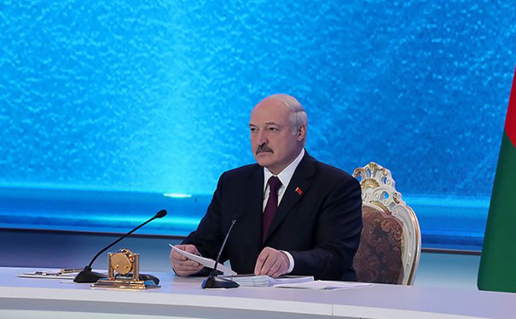 Лукашенко: никто никому в Беларуси не мешает приватизировать предприятия