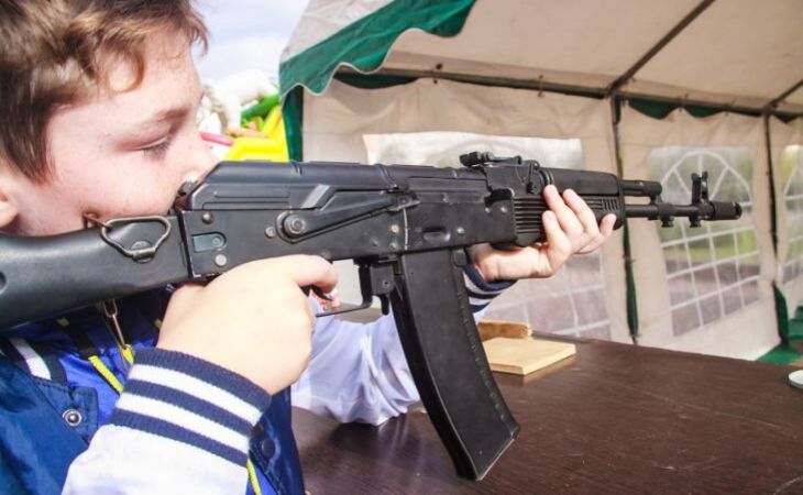 На Кубани подросток расстрелял из пистолета пятерых школьников На Кубани подросток расстрелял из пистолета пятерых школьников