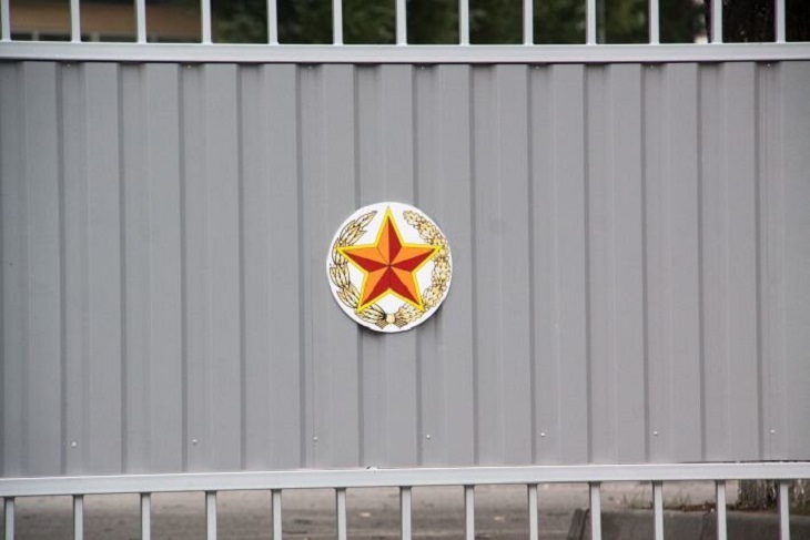 Медосмотры в военкоматах сделают более объективными, заявили в Минобороны