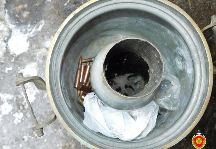 В бане под Климовичами нашли самовар с патронами В бане под Климовичами нашли самовар с патронами