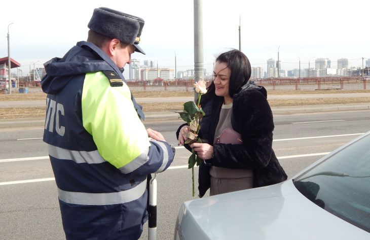 Повод для остановки – 8 Марта!