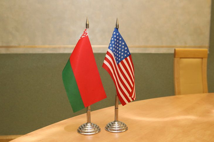 Новости сегодня: США могут смягчить санкции против Беларуси и министр о ценах на жилье