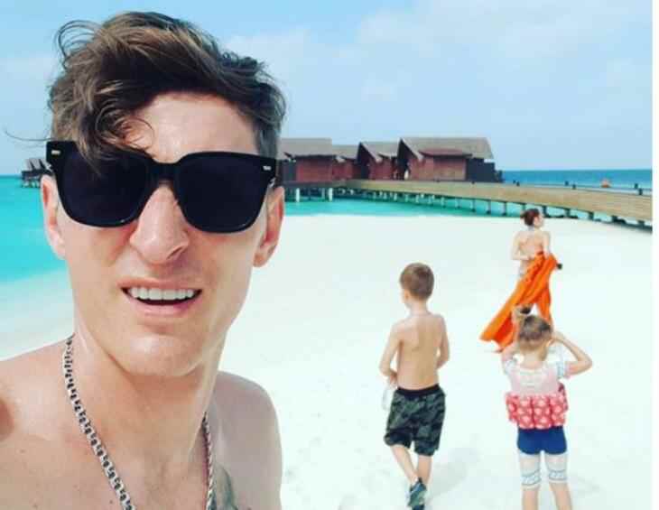 Поделился секретом воспитания детей - Павел Воля рассказал, как воспитать счастливого ребенка Поделился секретом воспитания детей: Павел Воля рассказал, как воспитать счастливого ребенка