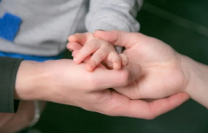 Швеция отказалась пускать в страну детей террористов из Сирии Швеция отказалась пускать в страну детей террористов из Сирии